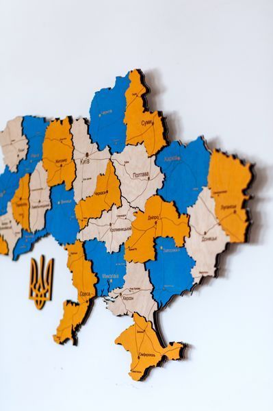 Дерев'яна карта України "Патріот", багатошарова, Simpl 200&times;134 см фото &mdash; Karta-Ukrainy.com.ua