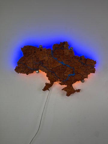 Дерев'яна мапа України з підсвіткою "Тік " River, 70×47 см фото — Karta-Ukrainy.com.ua
