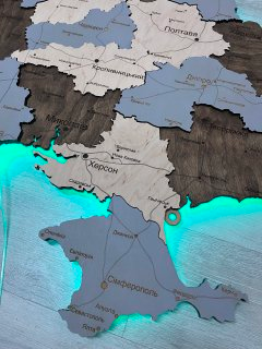 Деревянная карта Украины с подсветкой "Каменный лес", многослойная Standart 250&times;165 см фото &mdash; Karta-Ukrainy.com.ua